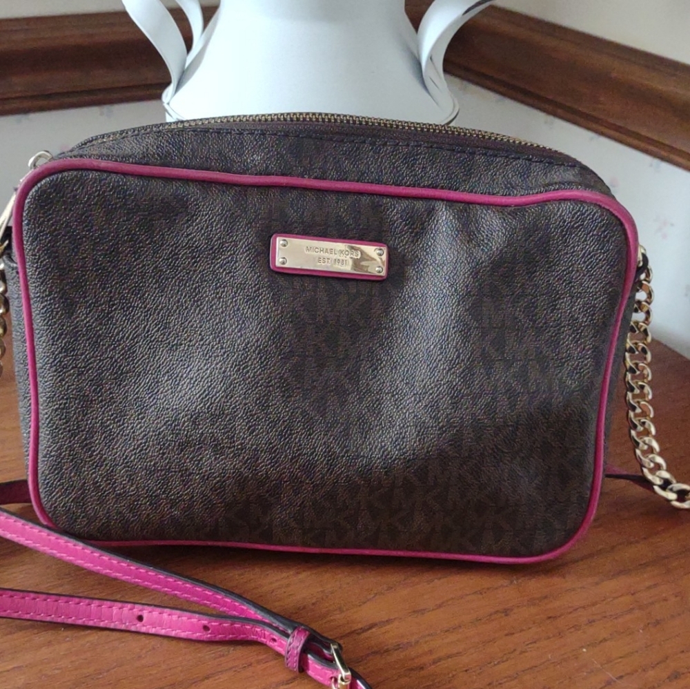 Michael kors purse